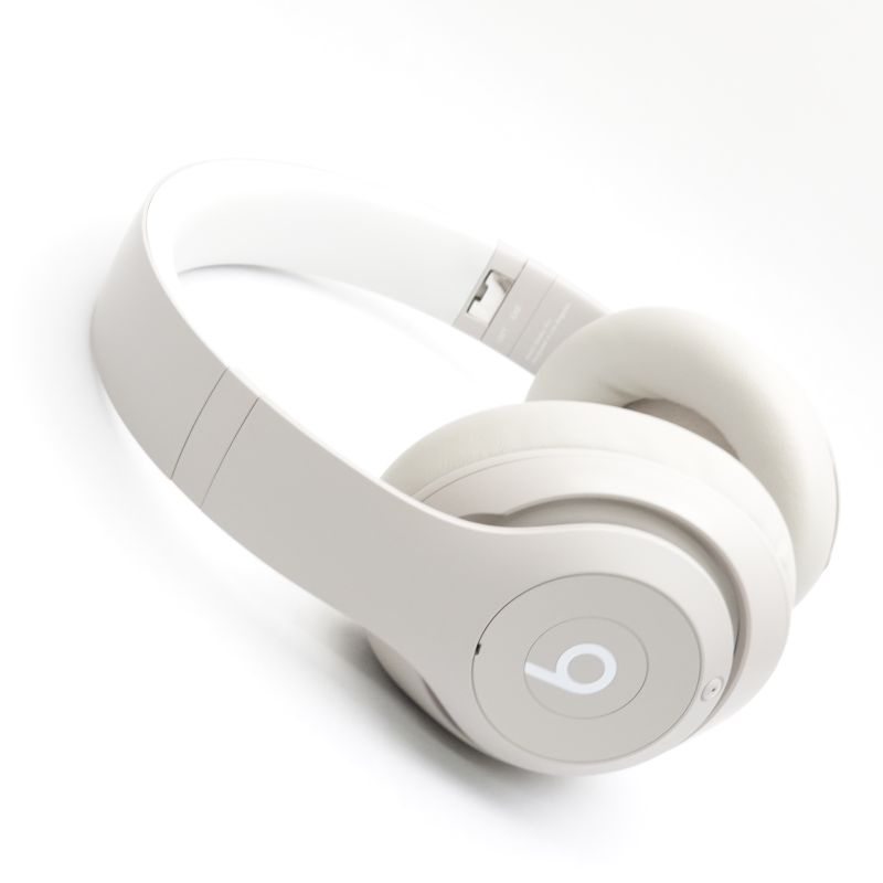 Beats Studio Proワイヤレスヘッドフォン — [MQTR3PA/A]
