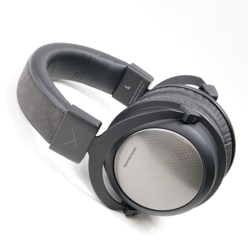 T5 (3rd generation) [717789]