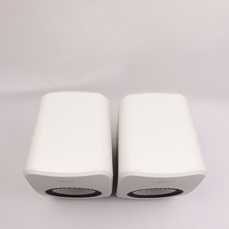 LSX II LT/STONE WHITE