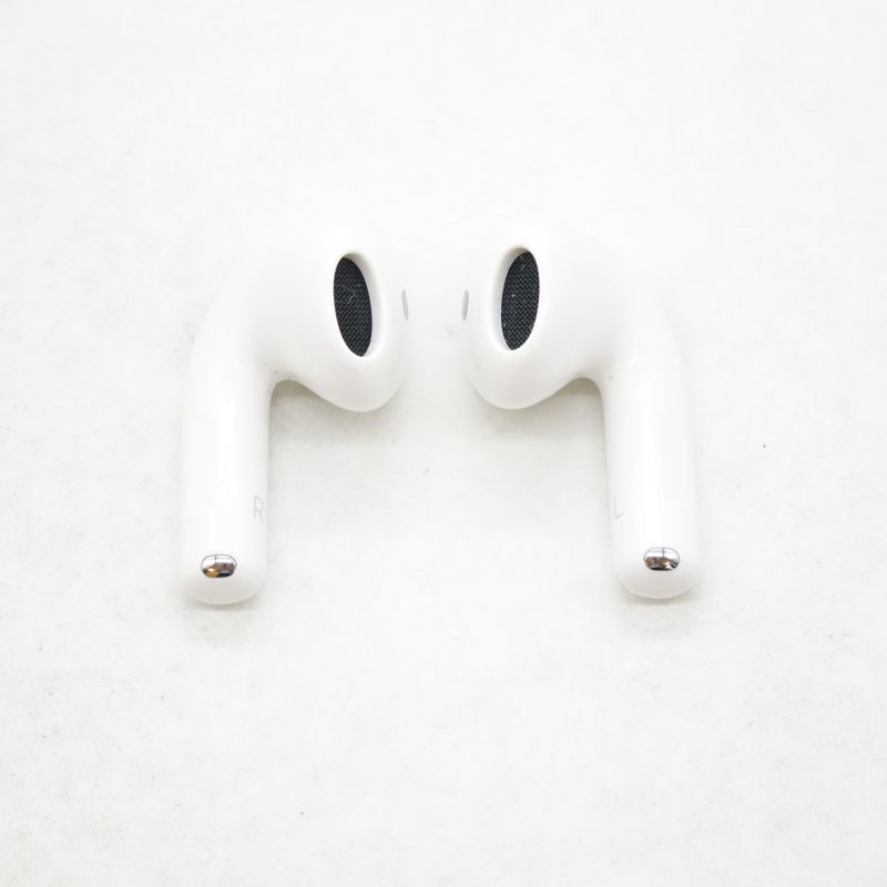 AirPods 4 [MXP63JA]