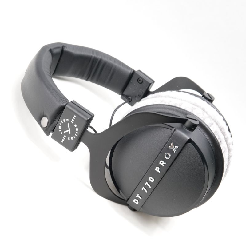 1000381 [DT 770 PRO X Limited Edition]