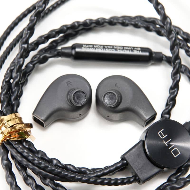 イヤホン DITA Dream Titanium Black Amazon.co.jp: aiuto DITA Dream /Titanium Black/ DREAM-BLK : 家電