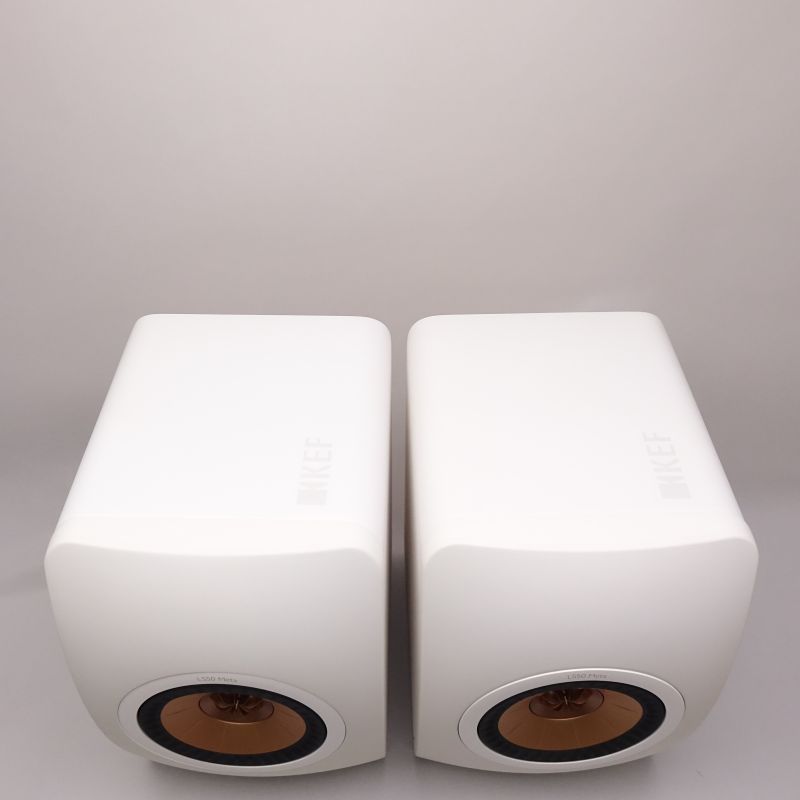 LS50 Meta/Mineral White