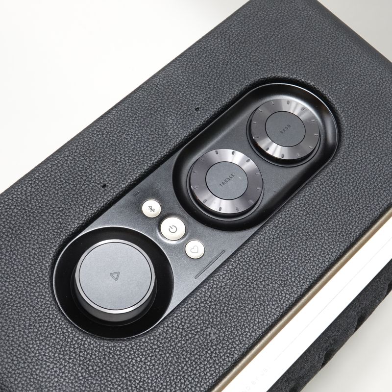 JBL Authentics 300 ワイヤレススピーカー 本体　中古　箱あり JBL Authentics 300 [JBLAUTH300BLKJN] ABランク 中古｜フジヤエービック