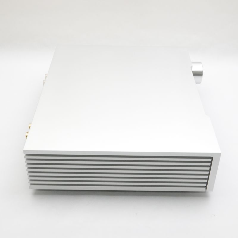 iDAC-8