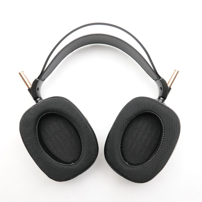 HW600