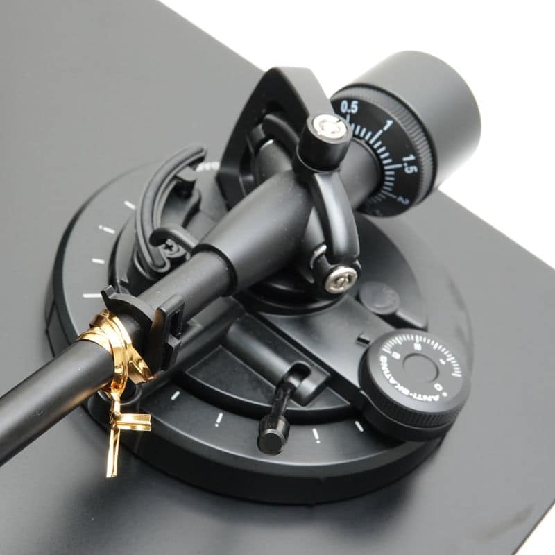 AT-LP7