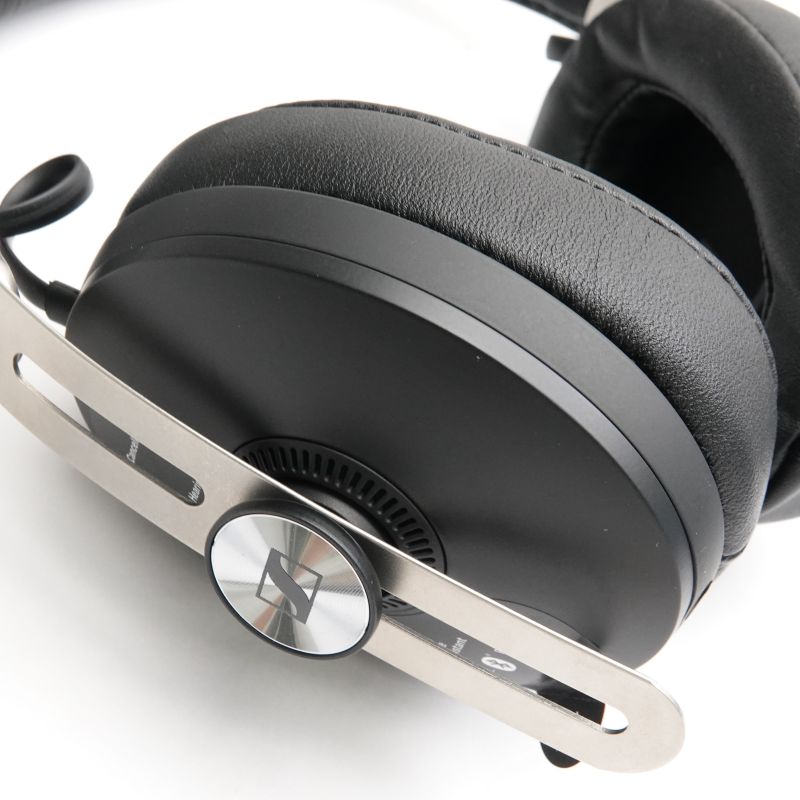 MOMENTUM Wireless Black [M3AEBTXL Black]