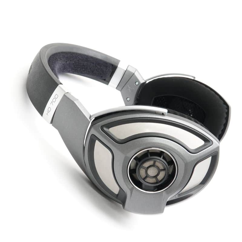 HD700