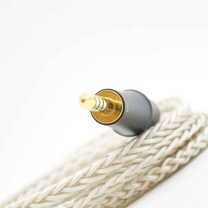 Empyrean 4.4mm PCUHD バランスケーブル [MEM-S4.4]