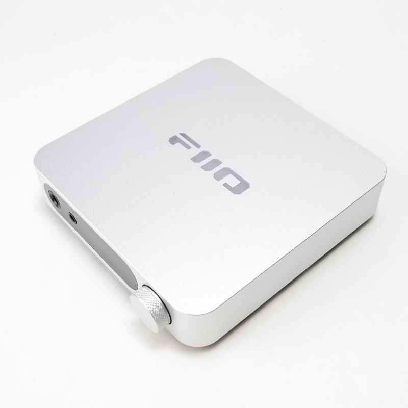 SR11 Silver [FIO-SR11-S]