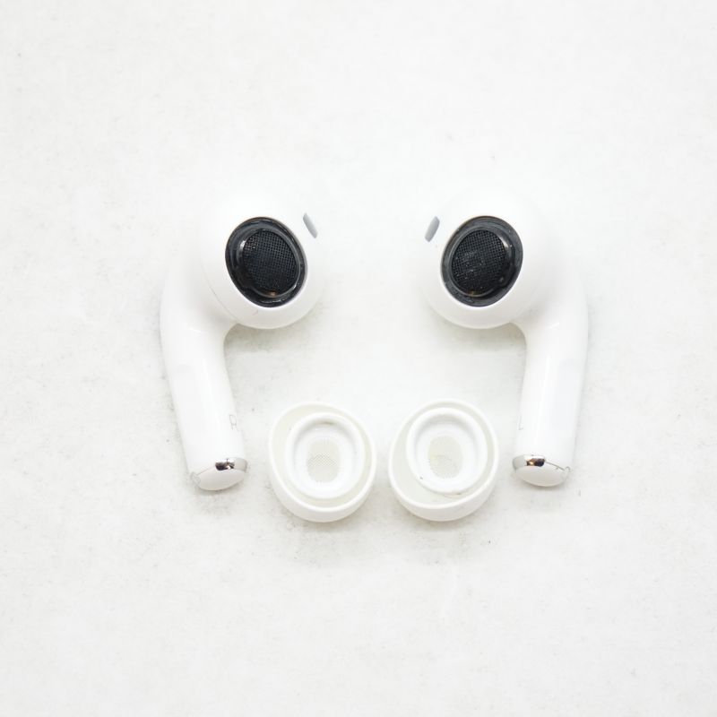 AirPods Pro(2G)(Lightningケース付) [MQD83J/A]
