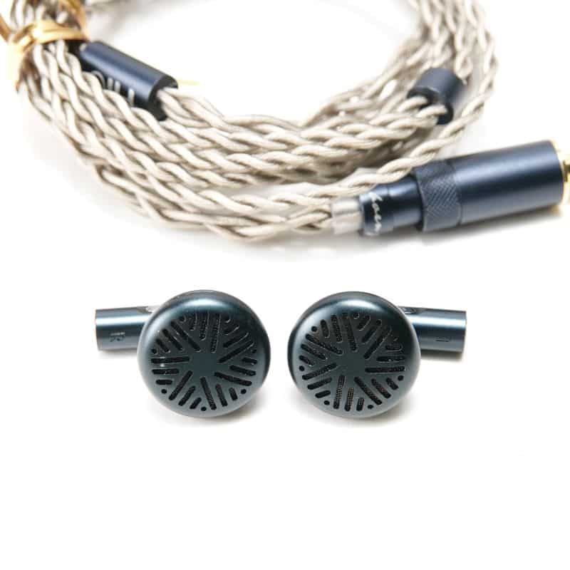 FF5 Black [FIO-IEM-FF5-B]