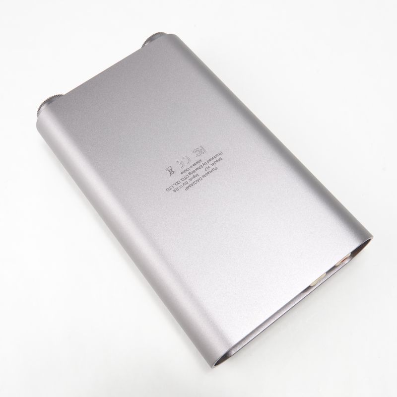 H7 Titanium(チタニウム)