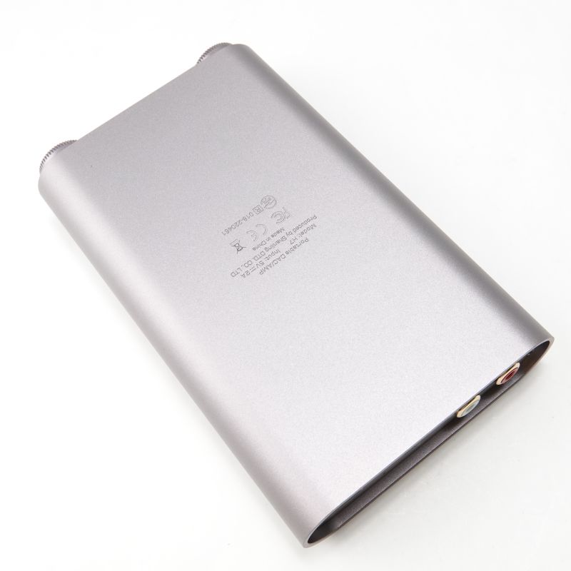 H7 Titanium(チタニウム)