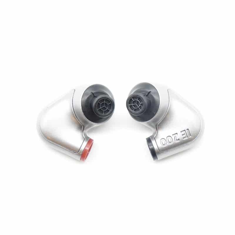 【美品】ゼンハイザー　IE200 シルバー SENNHEISER IE200 シルバー [IE 200 SILVER] AB+ランク 中古｜フジヤ