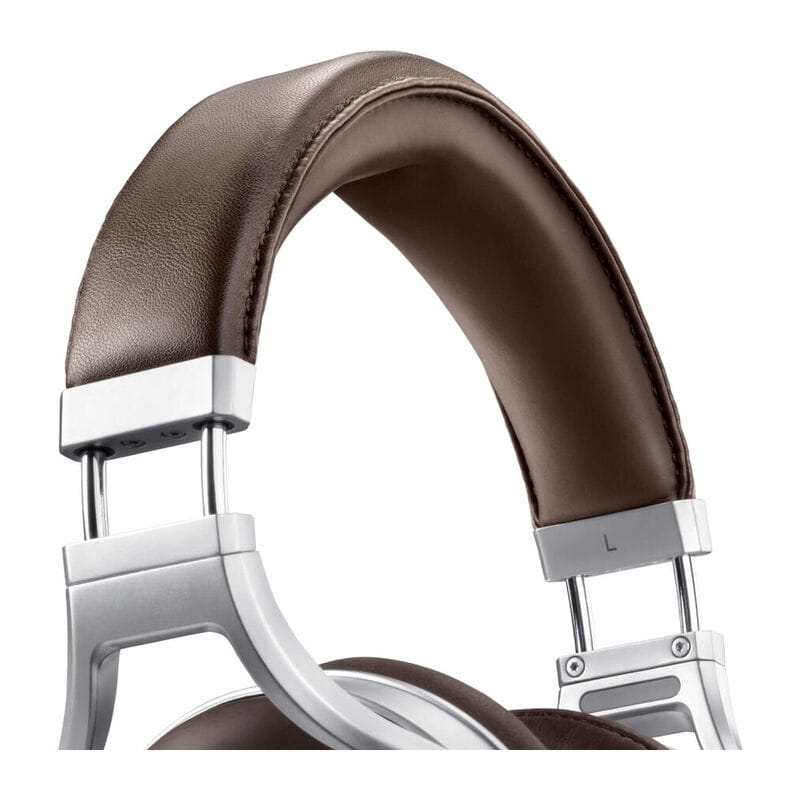 AH-D5200
