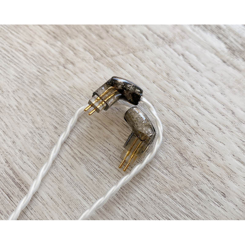 Meridian Q -Tin hundred ver.2- 4.4mm 5極 トープラ販売製 CINQBES 純銅材 銀メッキプラグ Custom 2pin イヤーコネクタ装飾