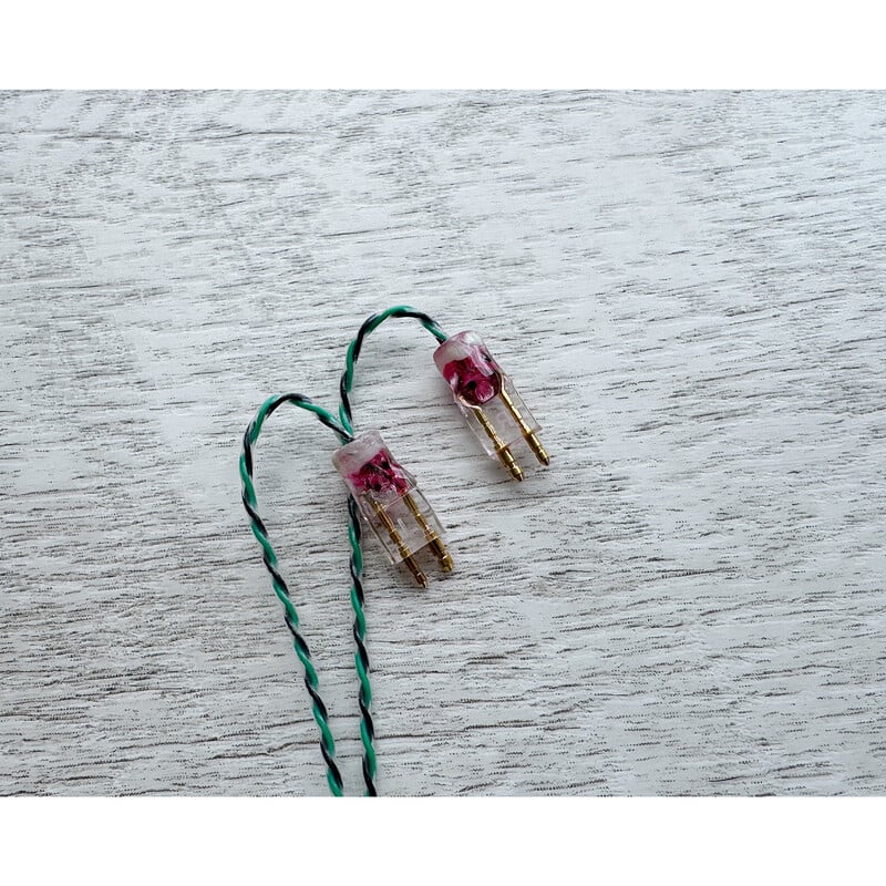 Watermelon Lily / 4.4mm 5極 AEC製 金メッキプラグ / FitEar / ロゴ＆イヤーコネクタアートワーク