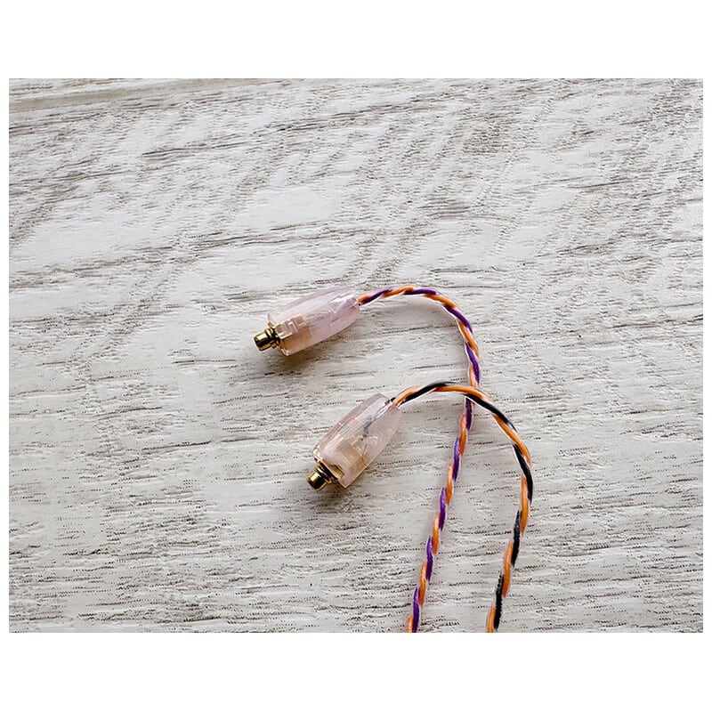 Halloween Lily / 4.4mm 5極 AEC製金メッキプラグ / MMCX / ロゴ＆イヤーコネクタアートワーク