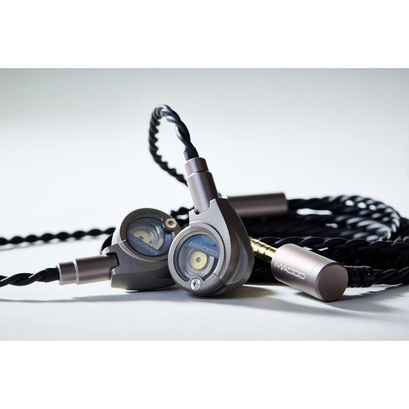 Typ930 [MDO-T930-TI]（2025年11月7日発売予定）