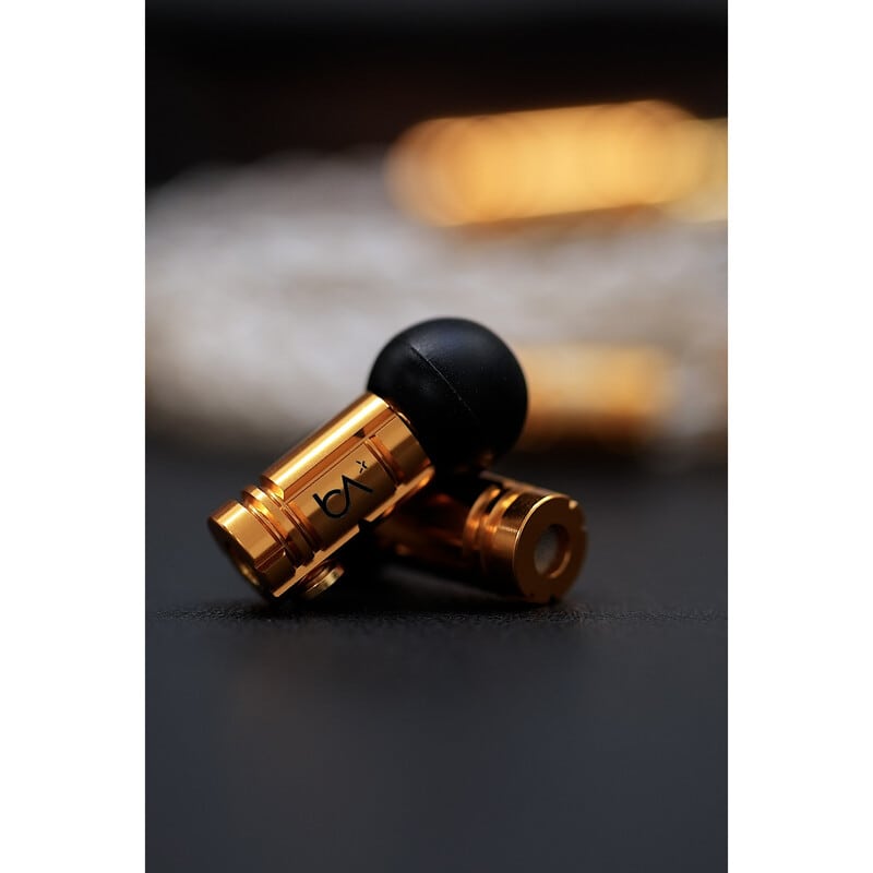 Initium Uno [BEA-2458]（2025年12月24日発売予定）