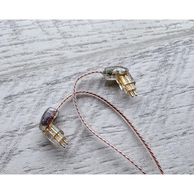 Vintage No.055 “STOJAR” / 4.4mm 5極 トープラ販売製 CINQBES 純銅材 無メッキプラグ / Custom 2pin / ロゴ&イヤーコネクタアートワーク