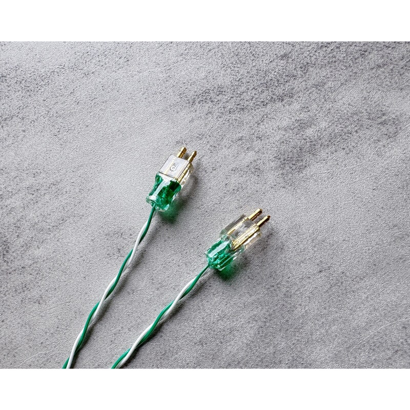 Agave Lily / WAGNUS. Original 4.4mm 5-pole Plug EIR - “ORO” / FitEar / NDT製法仕様 ロゴ&イヤーコネクタアートワーク