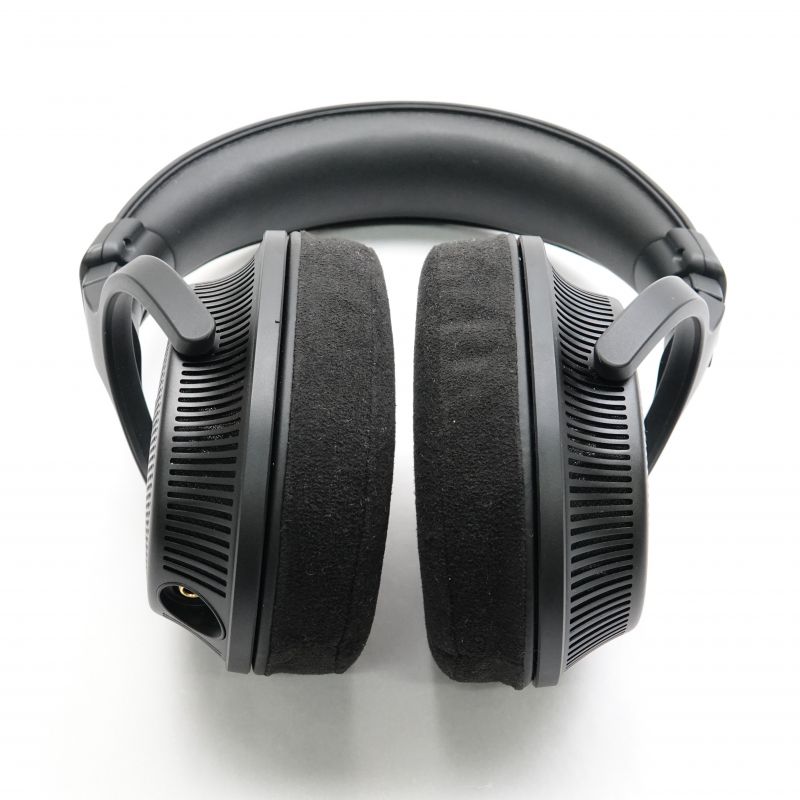 MDR-MV1