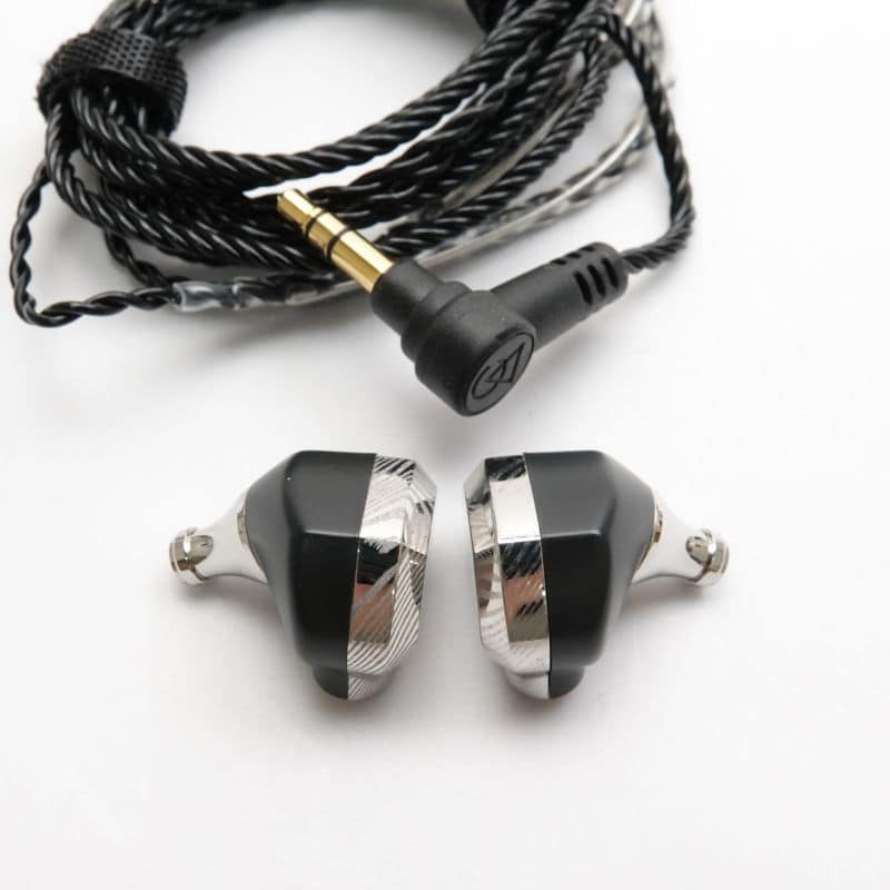 Campfire Audio Saber [CAM-5645] 中古 240001197262｜中古通販