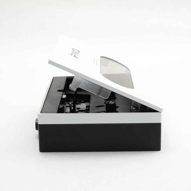 CP13 Black & White [FIO-CP13-B]