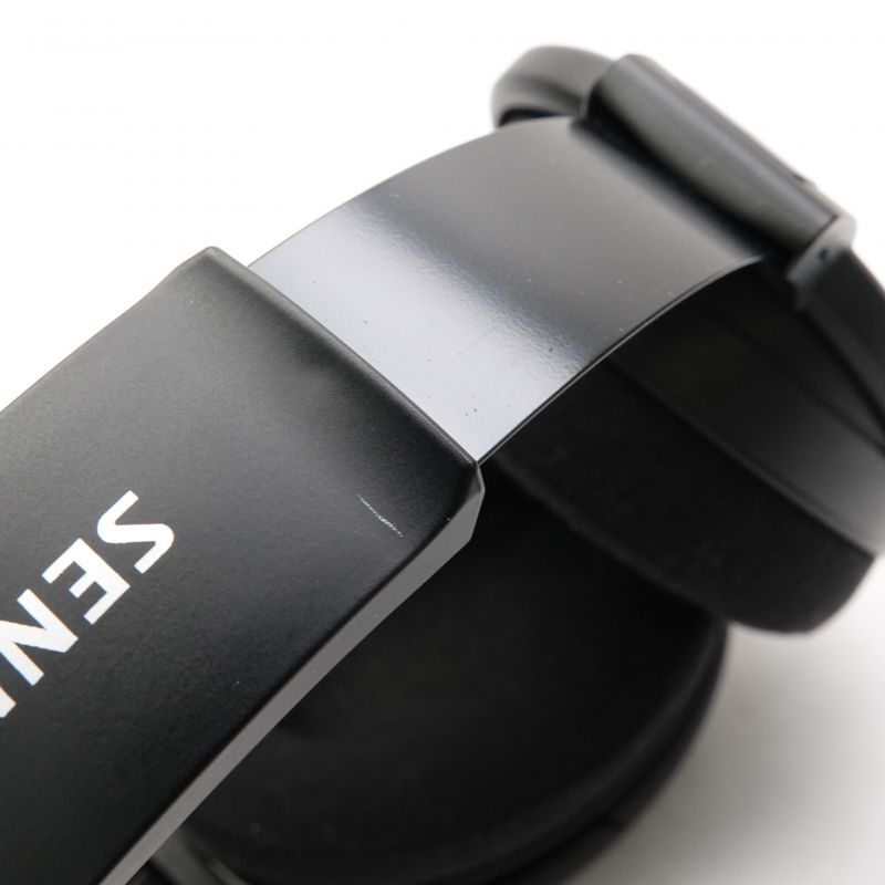 HD660S