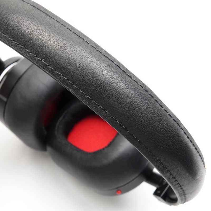 MW60B LEICA Black