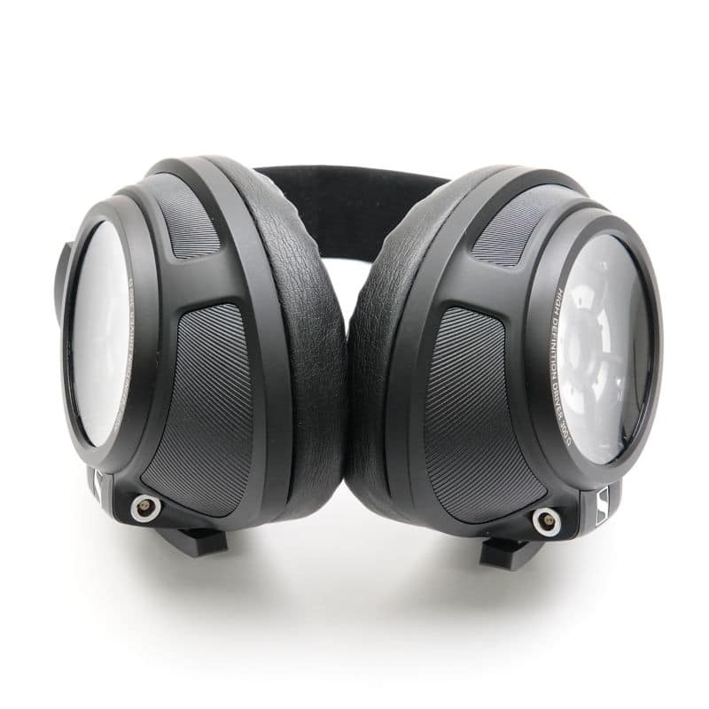 HD 820