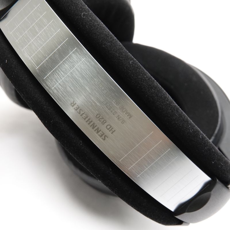 HD 820