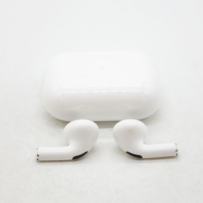 Apple AirPods Pro(2G)(USB-Cケース付) [MTJV3J/A] 中古 240001209179