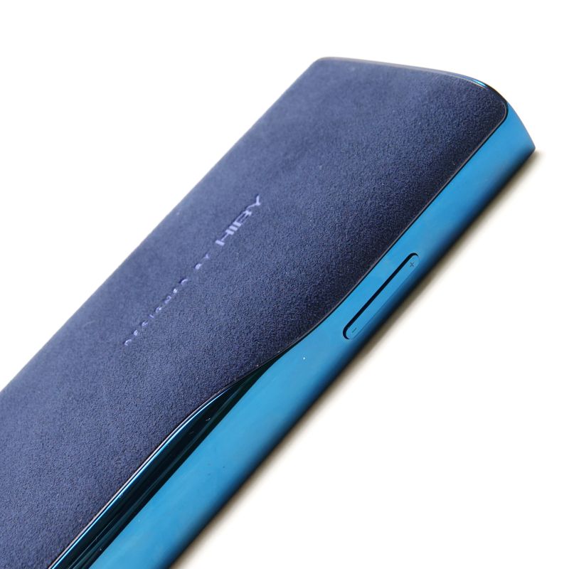 R8 II Blue