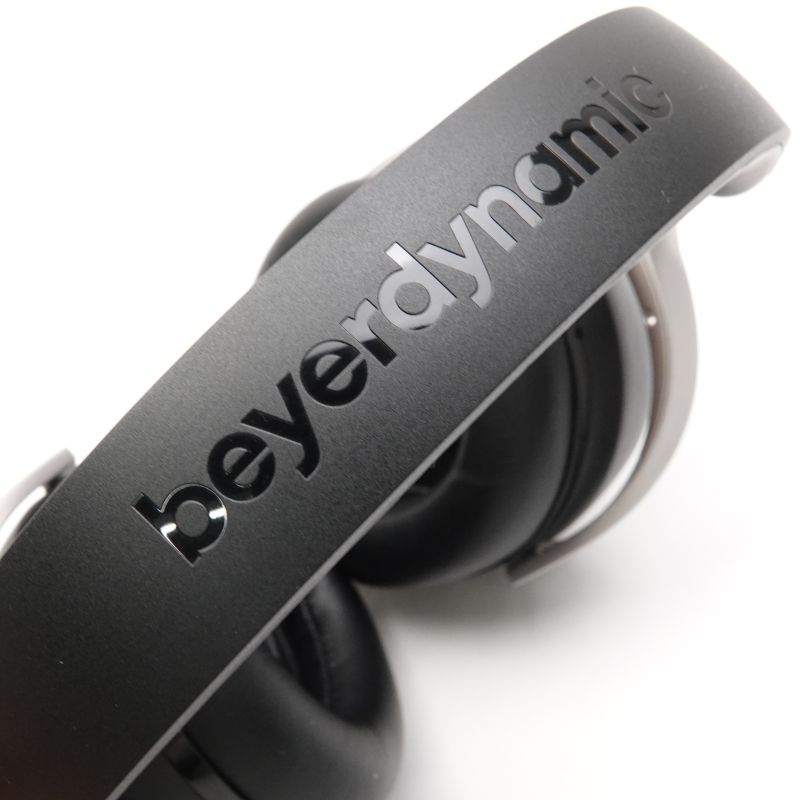 AVENTHO 300 black [1000981]