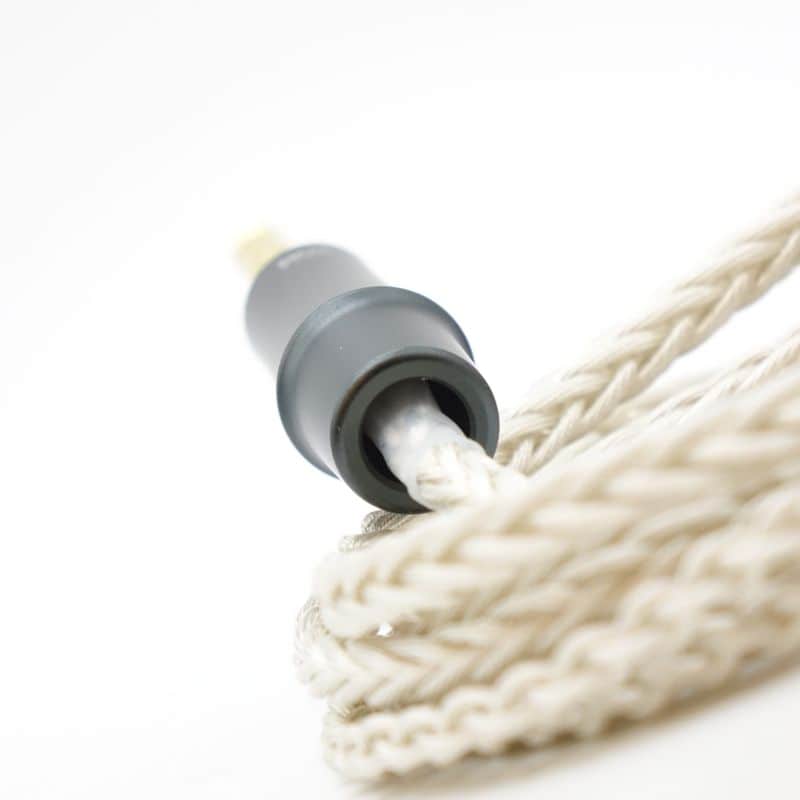 Empyrean 4.4mm PCUHD バランスケーブル [MEM-S4.4]