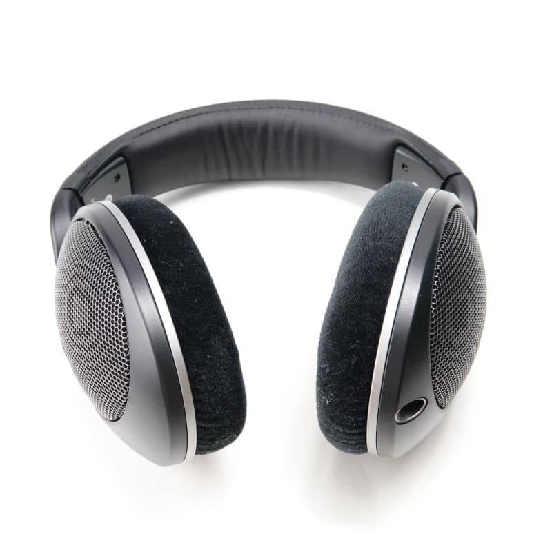 HD 550