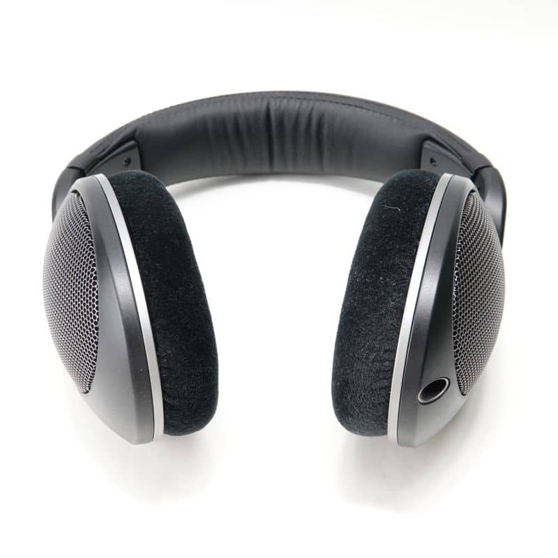HD 550