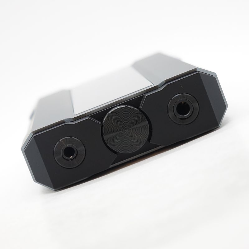 Q15 Titanium [FIO-Q15-T]