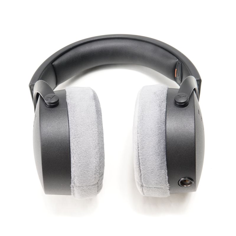 737704 [DT 700 PRO X]