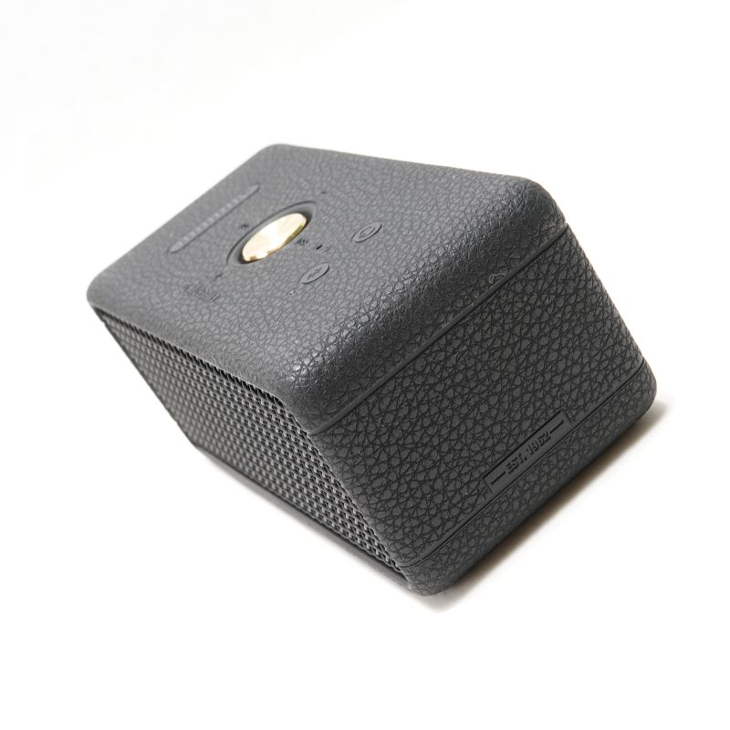 EMBERTON III BLACK&BRASS