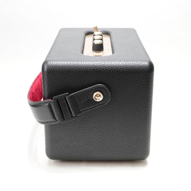 KILBURN III Black and Brass