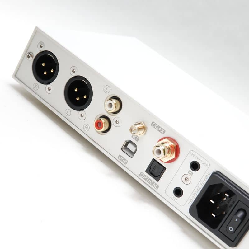 DX5 II White