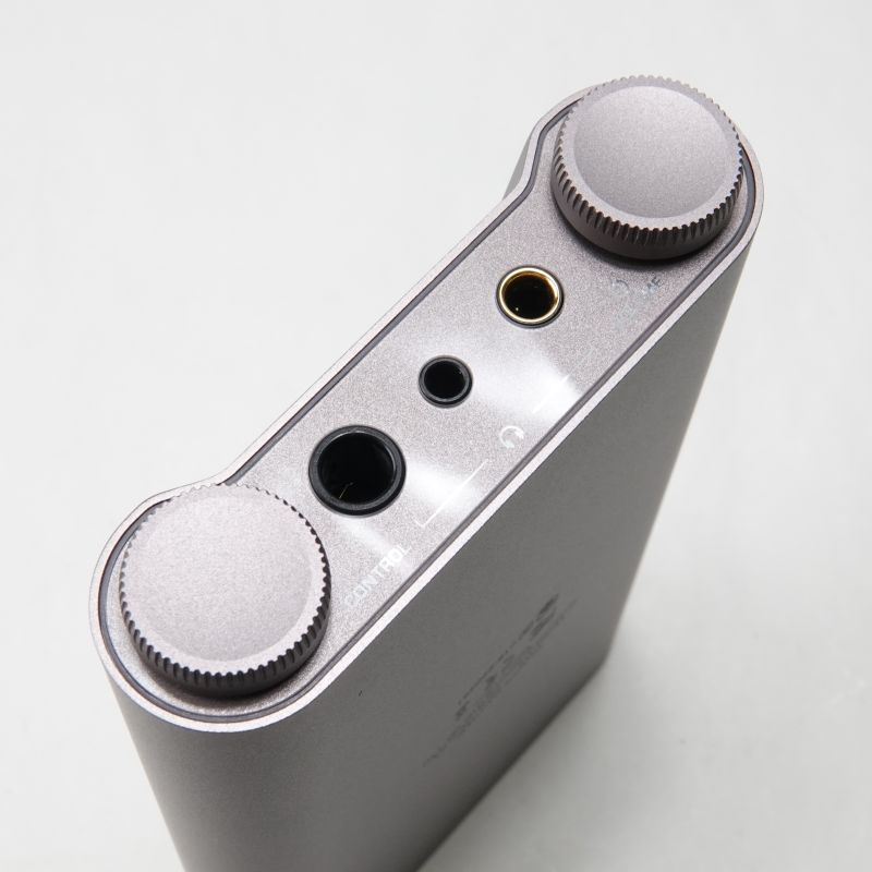 H7 Titanium(チタニウム)