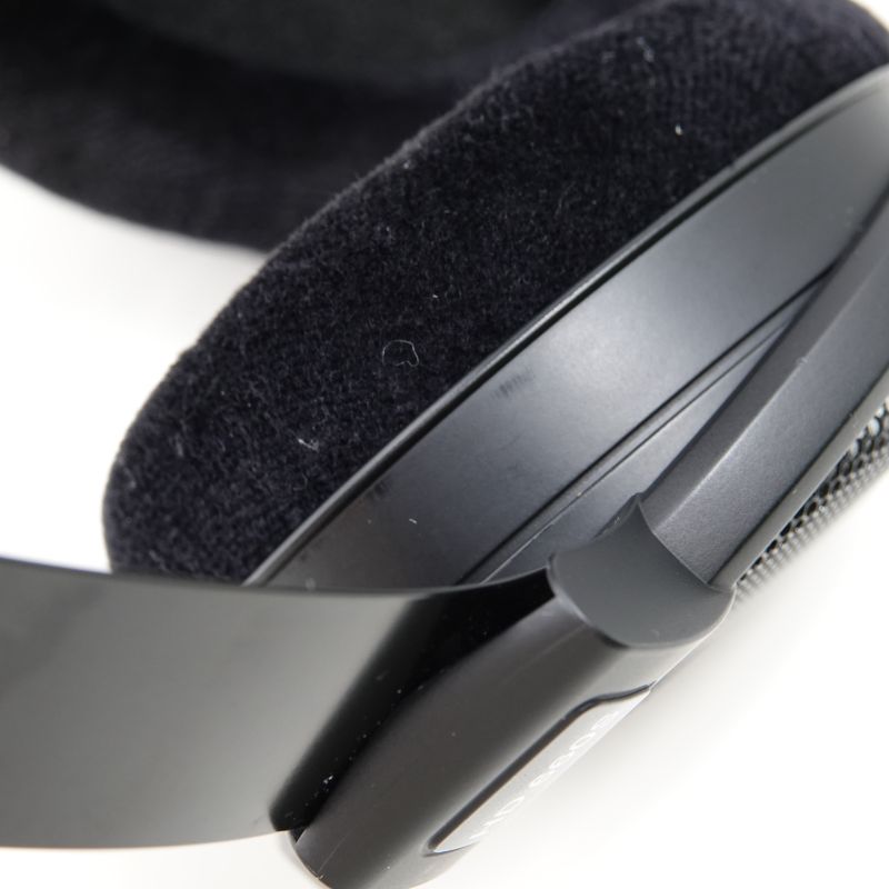HD660S