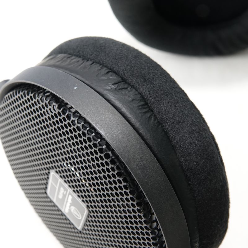ATH-R70x