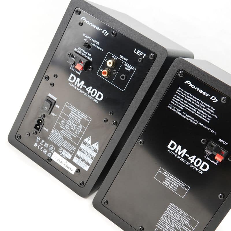 DM-40D